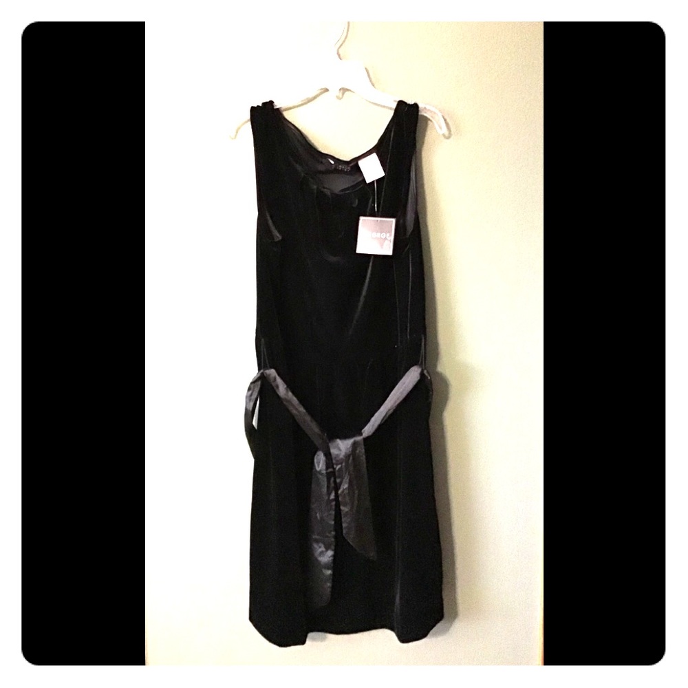 Black velvet dress